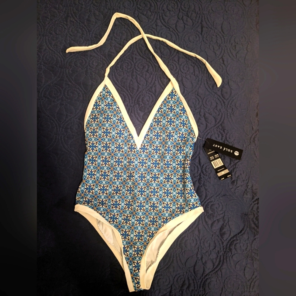 Sole East Capri One Piece Bathing Suit in Size M